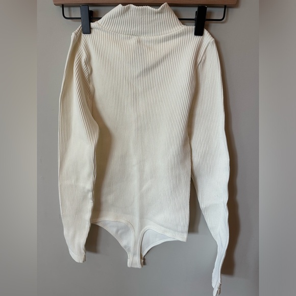 NWT Free People XYZ Recycled Turtleneck Bodysuit - Picture 5 of 5